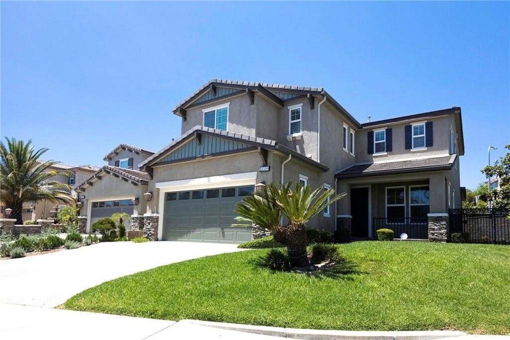 Property Photo:  11559 Venezia Way  CA 91326 