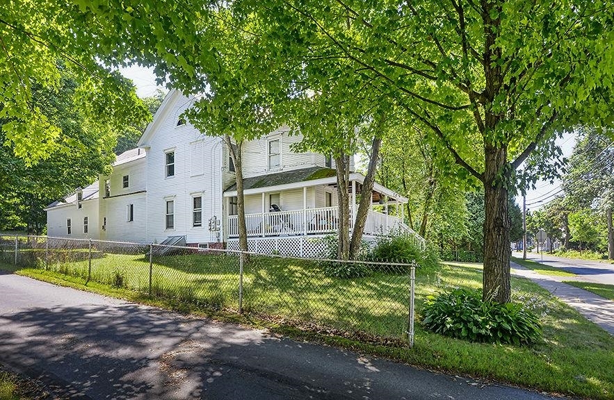 Property Photo:  146 South Lincoln Street  NH 03431 