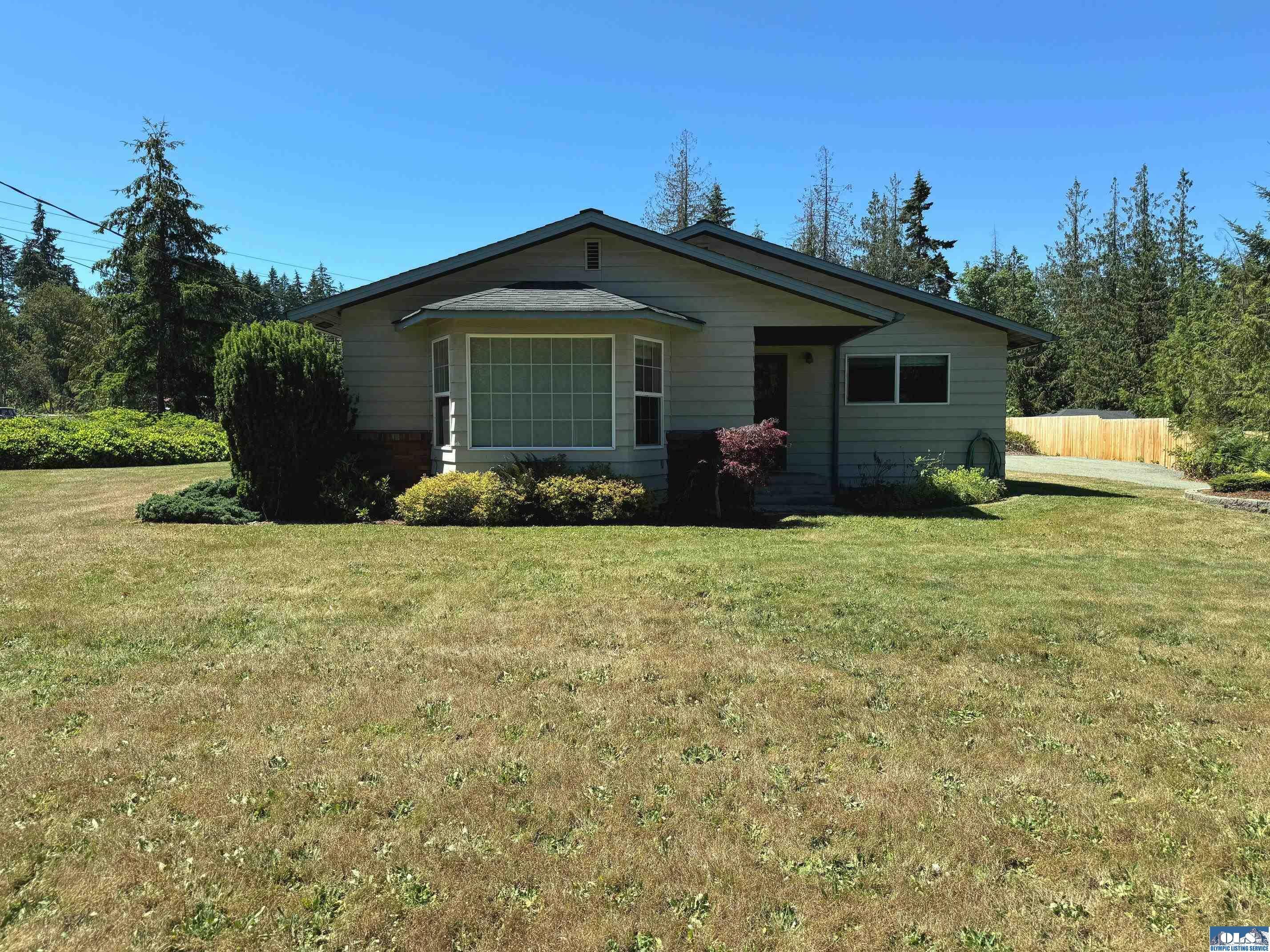 Property Photo:  692 Monroe  WA 98362 