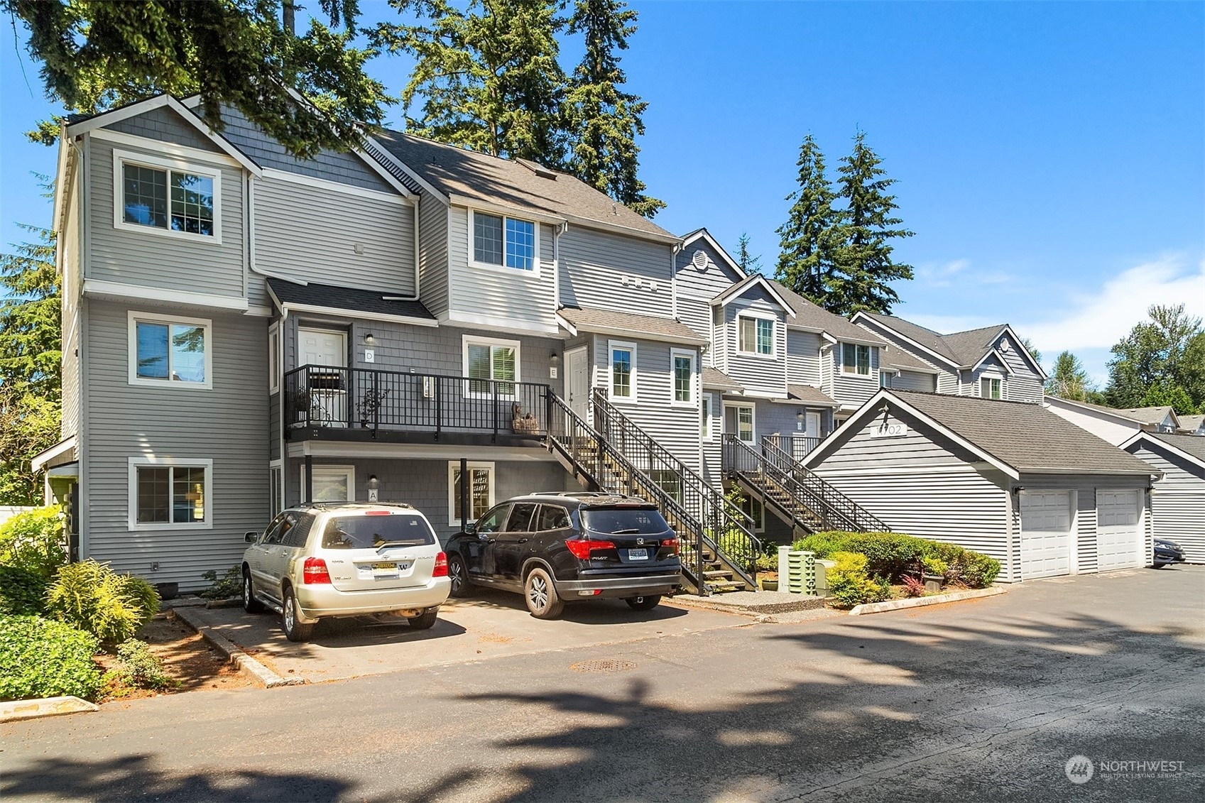 Property Photo:  11702 Admiralty Way A  WA 98204 