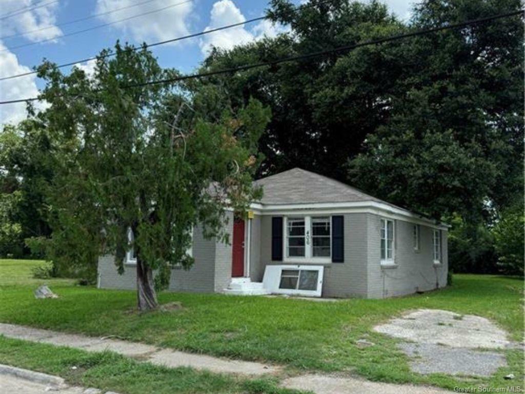 Property Photo:  406 N Cherry Street  LA 70601 