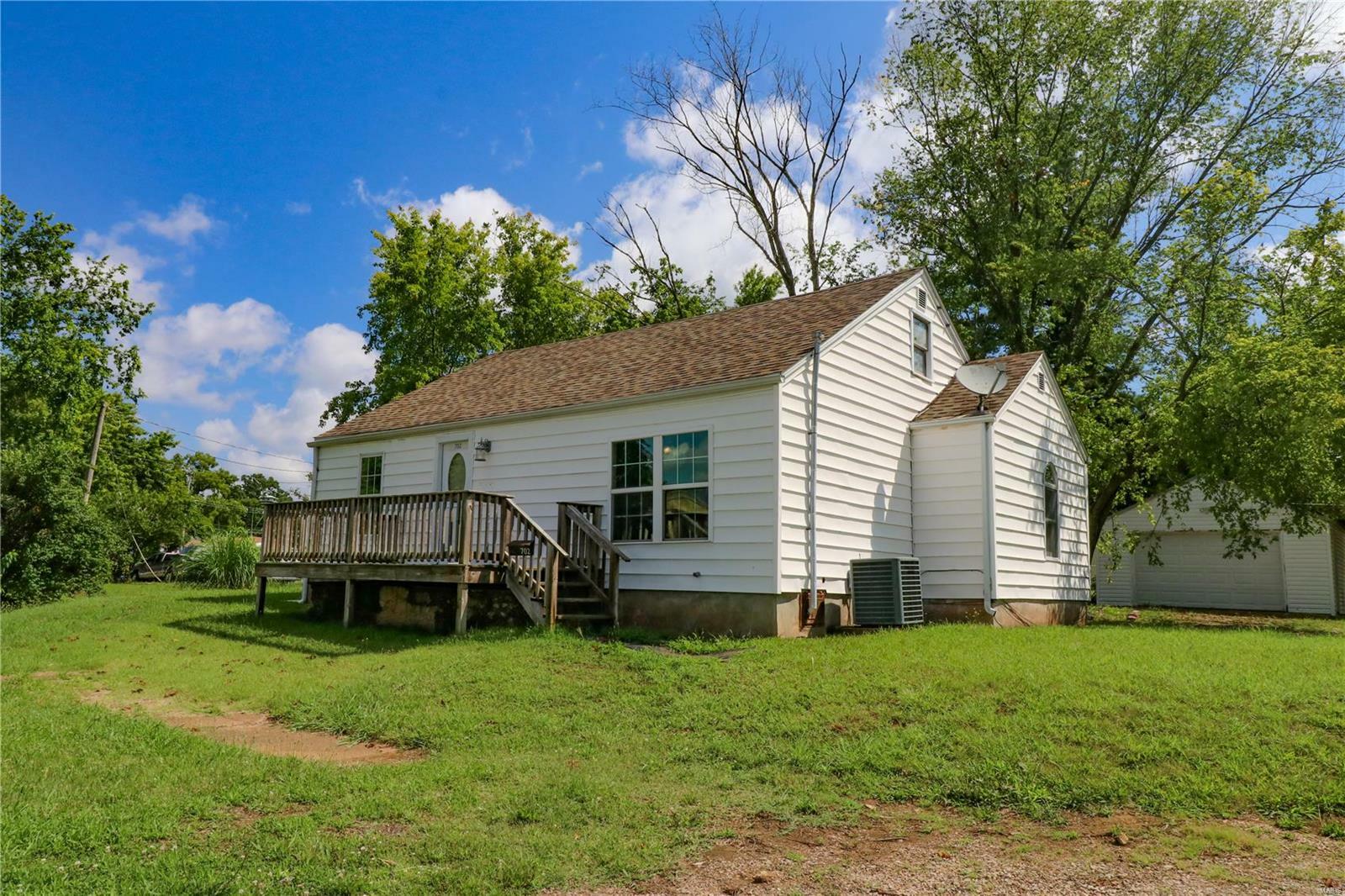 Property Photo:  702 S Desloge Drive  MO 63601 