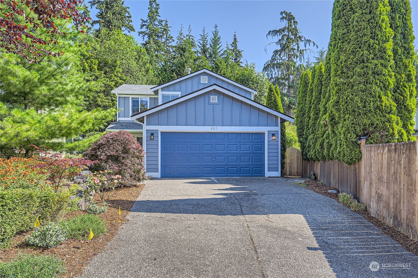 Property Photo:  827 176th Place SW  WA 98037 