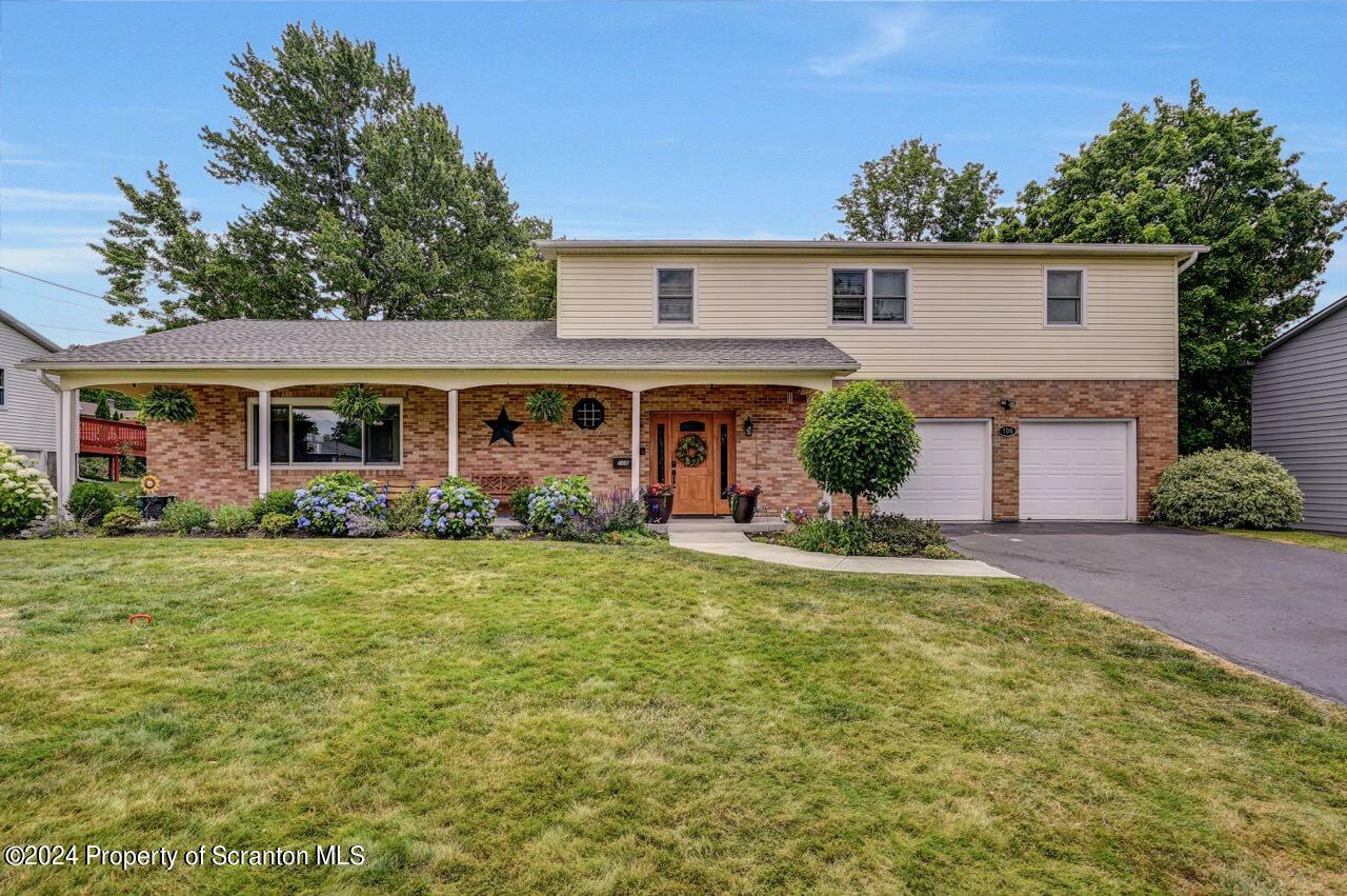 Property Photo:  108 Greenbrier Drive  PA 18411 