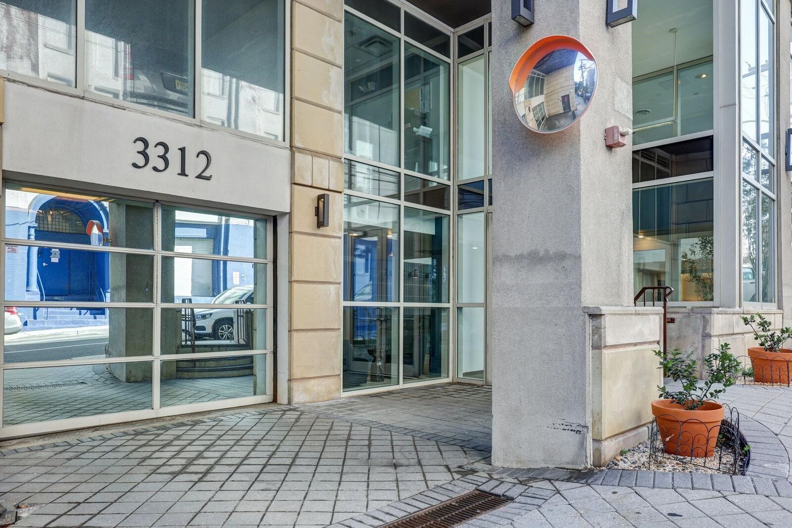 Property Photo: 3312 Hudson Ave Ph9 NJ 07087