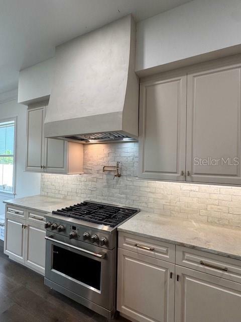 Property Photo: 4021 W Santiago Street FL 33629