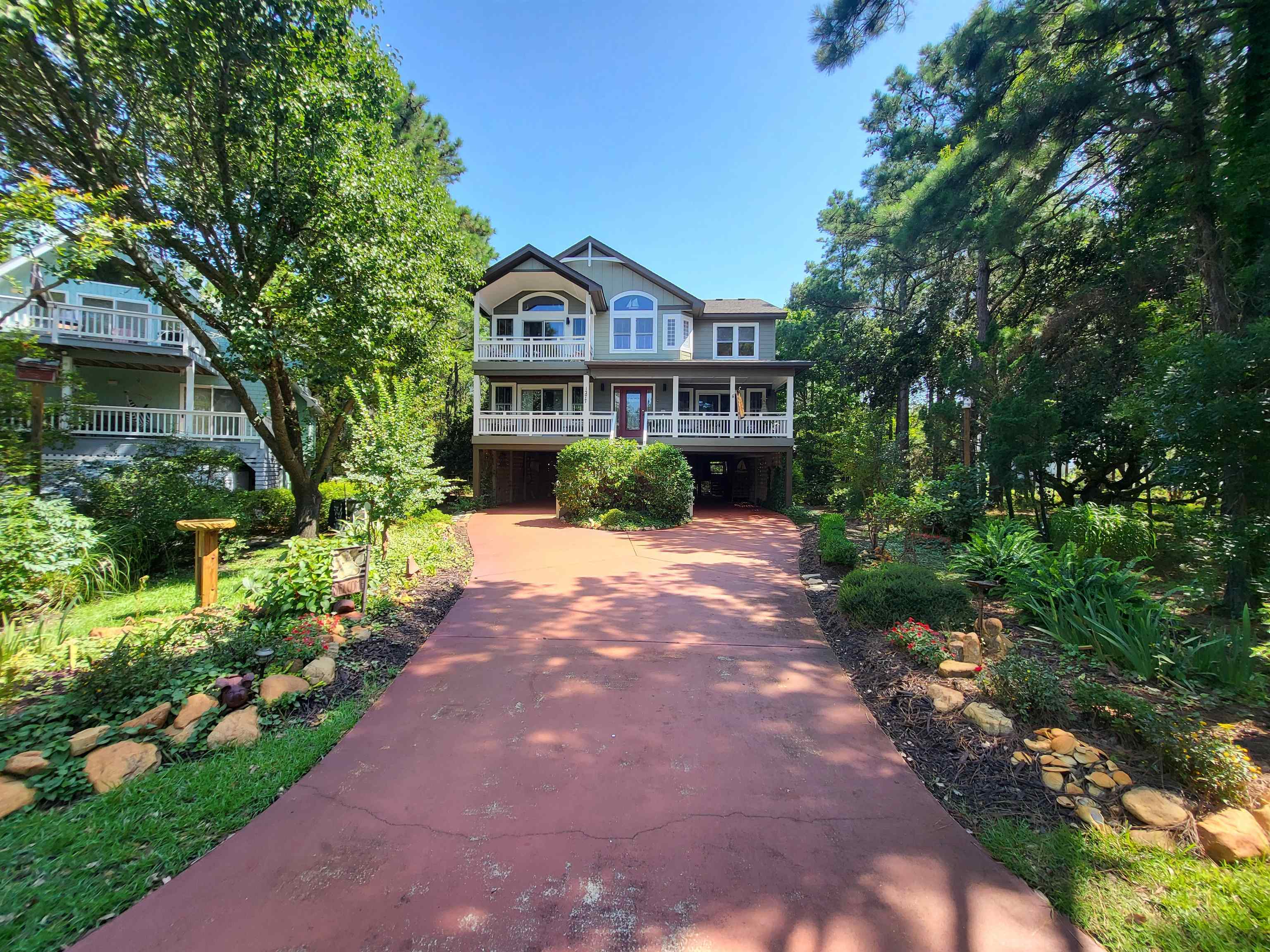 Property Photo: 1277 North Lake Court NC 27927