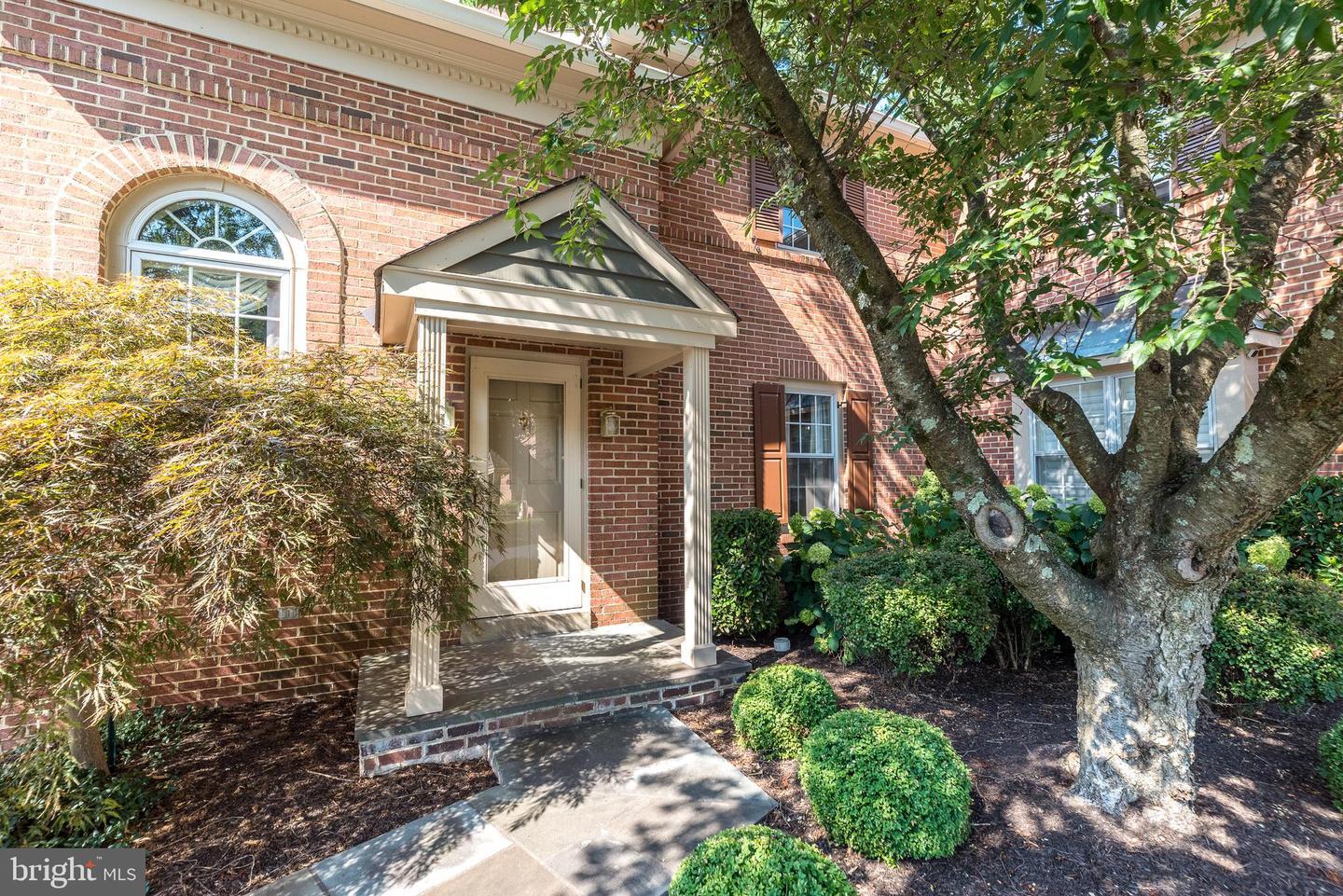 Property Photo: 14 Blakemore Court PA 18901
