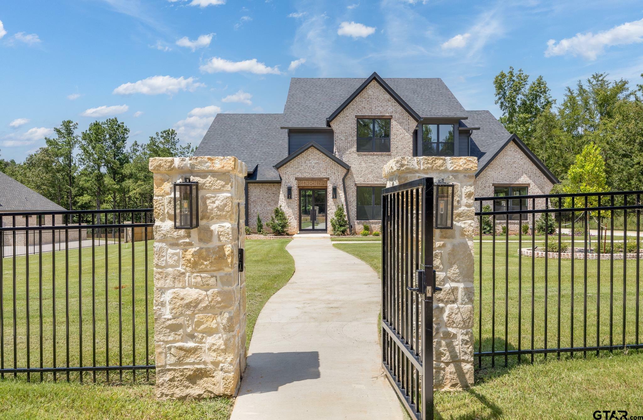 Property Photo:  1006 Marsh Farm Road  TX 75703 