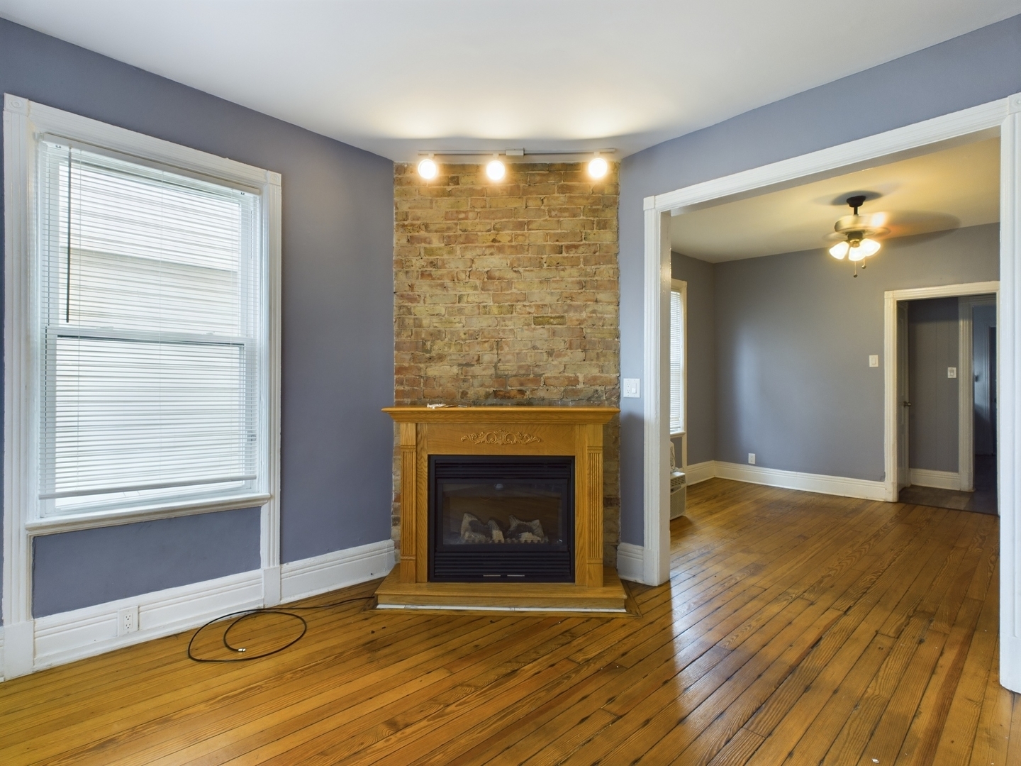 Property Photo:  516 E 115th Street  IL 60628 