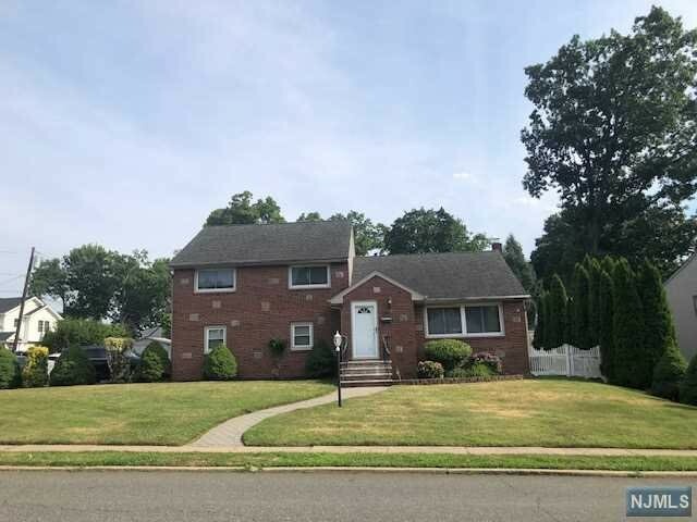 Property Photo:  488 Henley Avenue  NJ 07646 