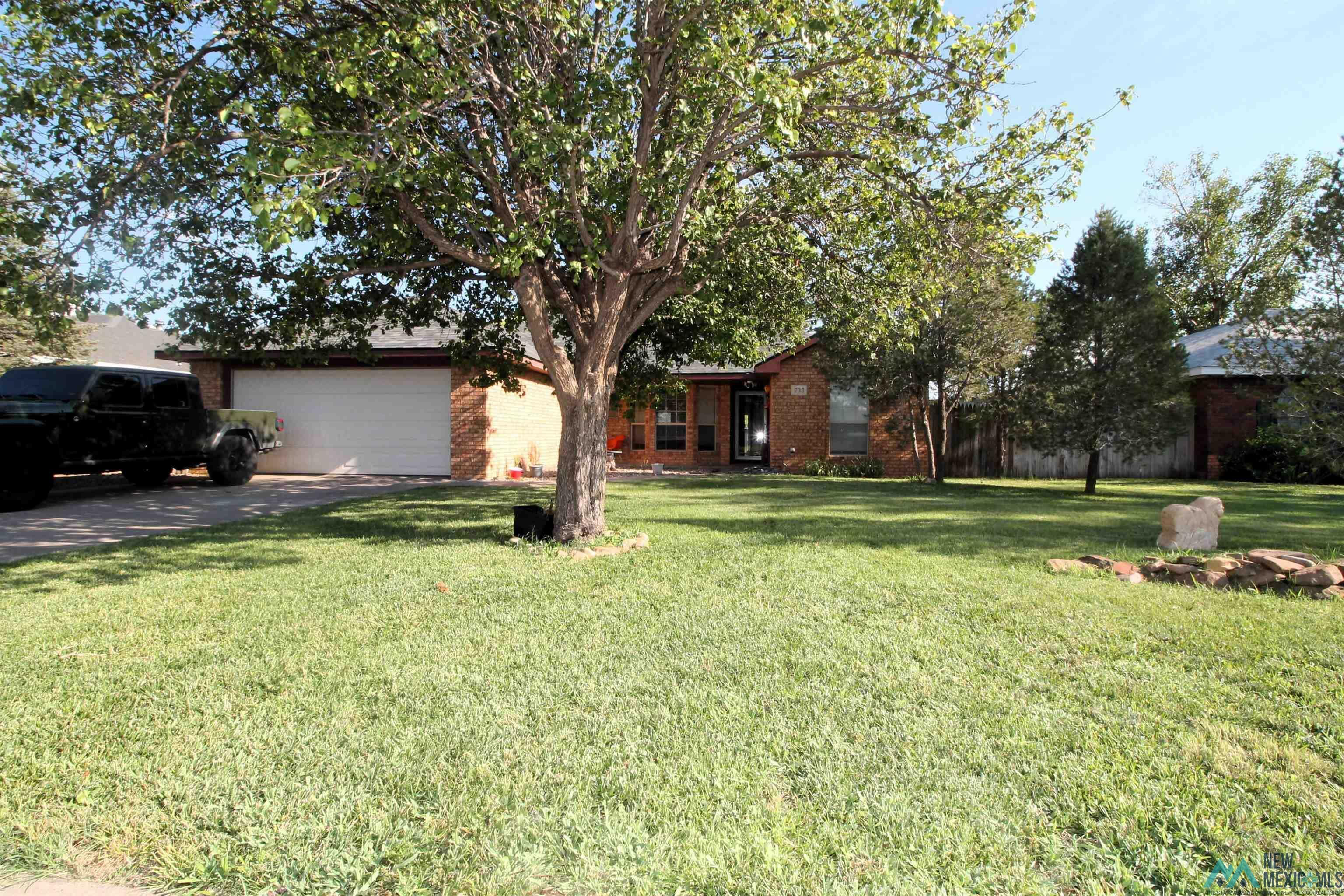 Property Photo:  233 Mariposa Drive  NM 88101 