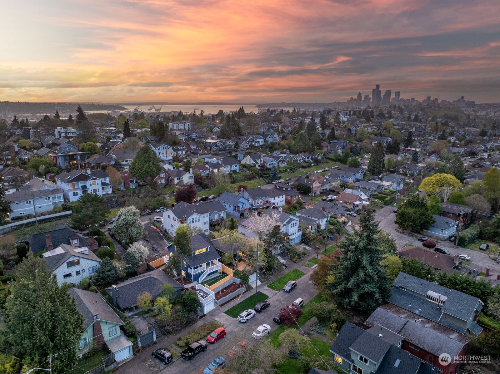 Property Photo:  3424 20th Avenue S  WA 98144 