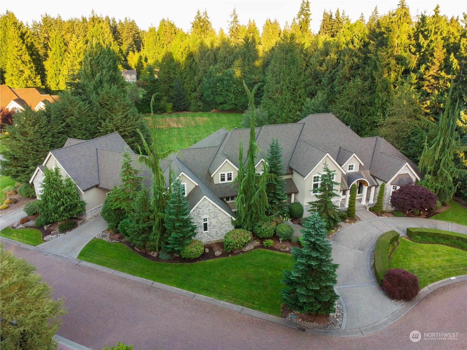 Property Photo:  15615 Fairway Fountains Court SE  WA 98012 