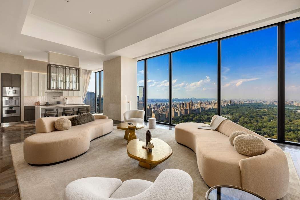 Property Photo:  111 W 57th Street 43  NY 10019 