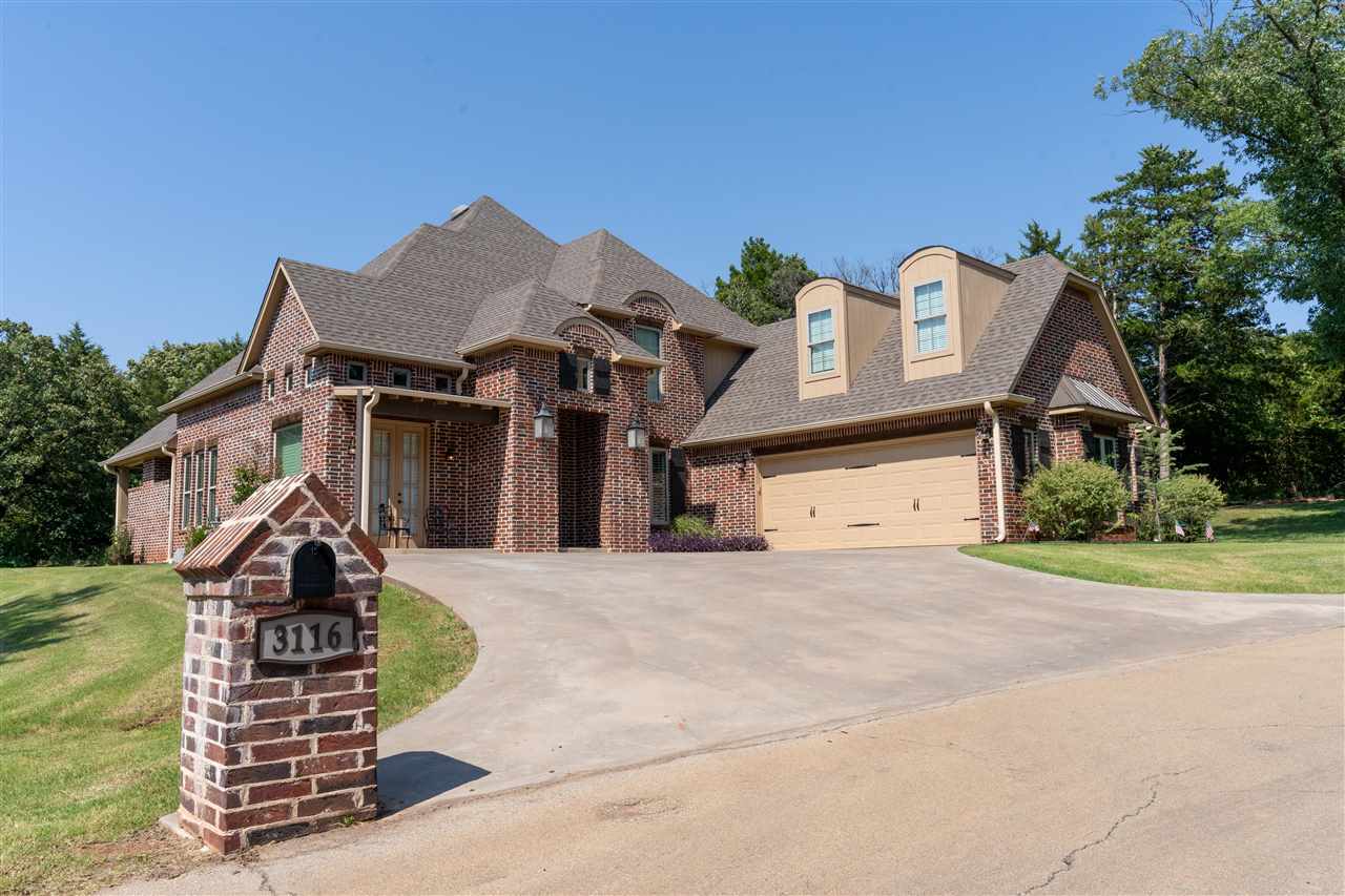 Property Photo: 3116 S Esther Park Court OK 74074-7477