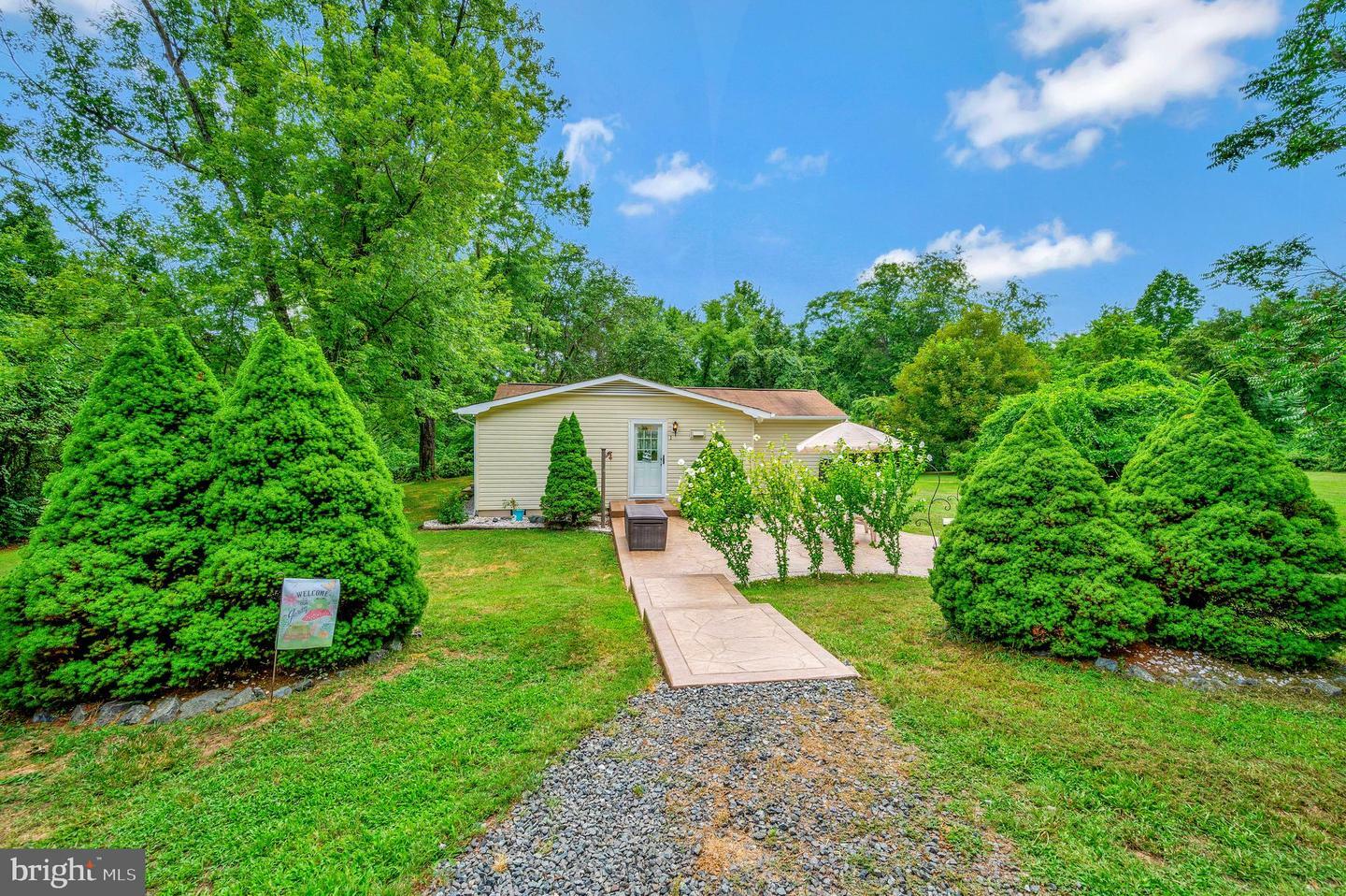 Property Photo:  1 Burnt Oak Lane  VA 22405 