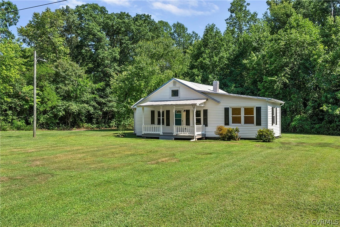 Property Photo:  728 Smokey Road  VA 23009 