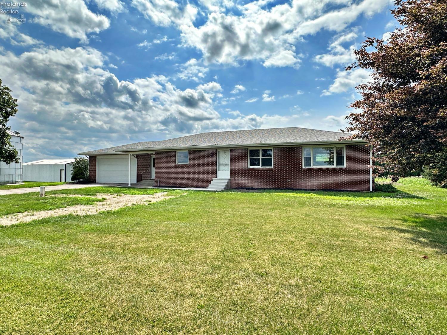 Property Photo:  2638 Cr 52  OH 44841 