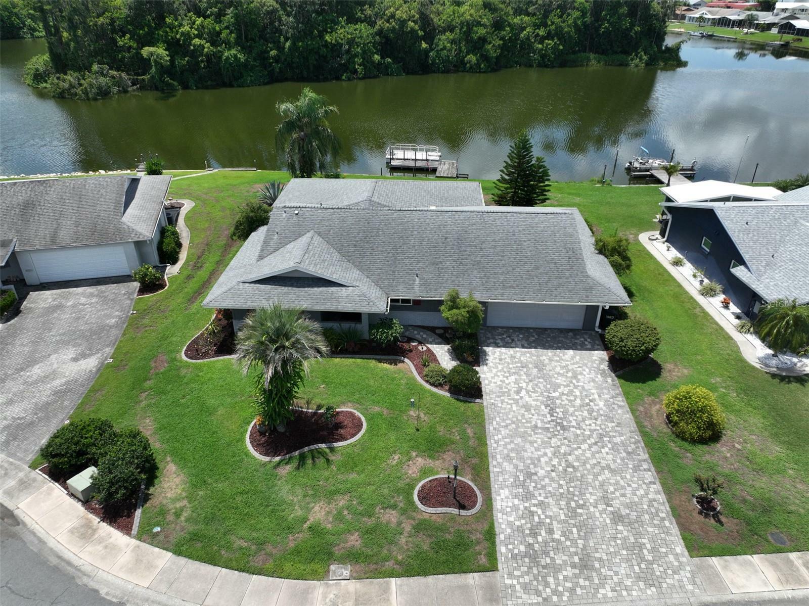 Property Photo:  1411 Nashua Circle  FL 33573 