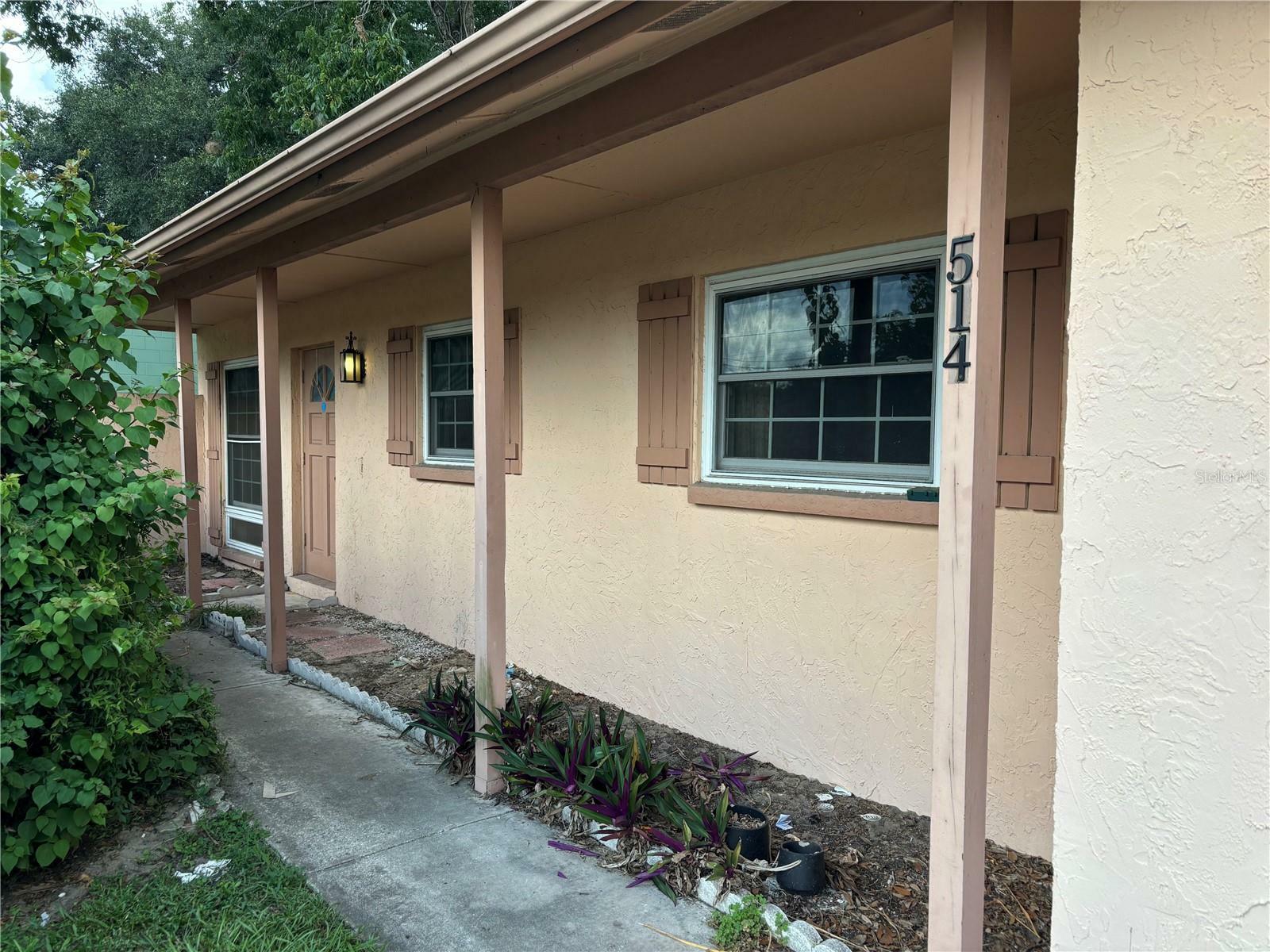 Property Photo:  514 Donna Drive  FL 33510 