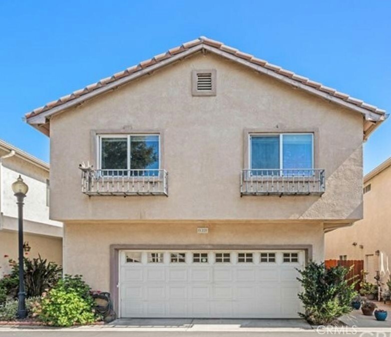 Property Photo:  9354 Burnet Avenue 122  CA 91343 