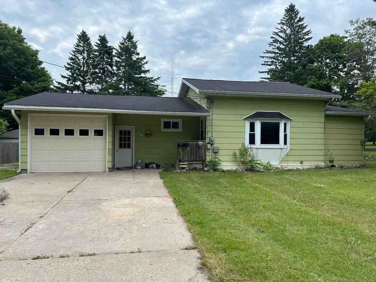 Property Photo: 206 Sheridan MI 49720