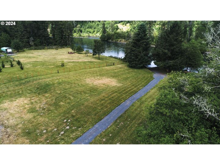 Property Photo: 387 Collins Rd WA 98591