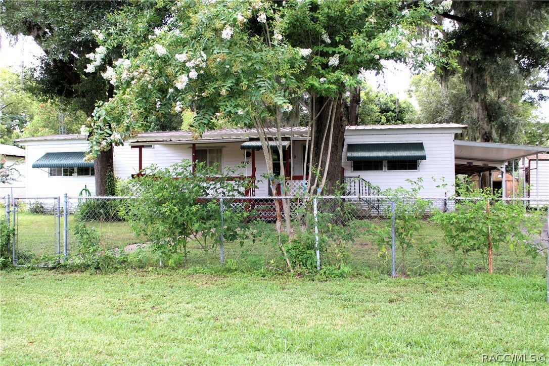 Property Photo: 1400 N Reed Terrace FL 34453