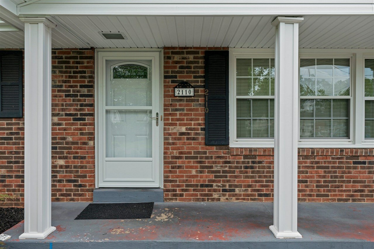 Property Photo:  2110 Southland Street  KY 42101 