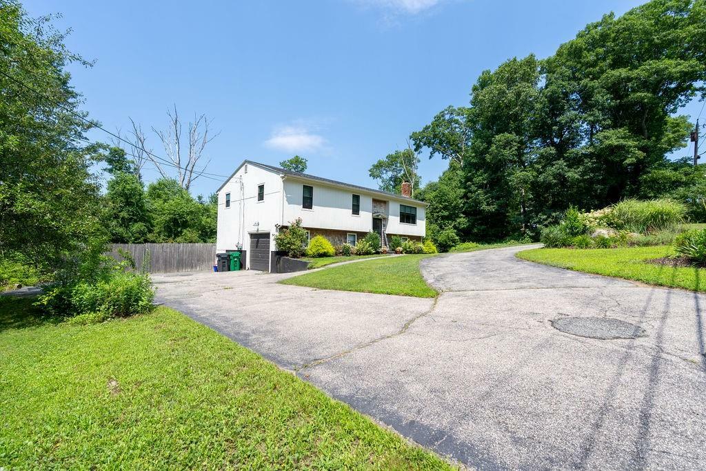 Property Photo:  22 Clearview Drive  RI 02892 