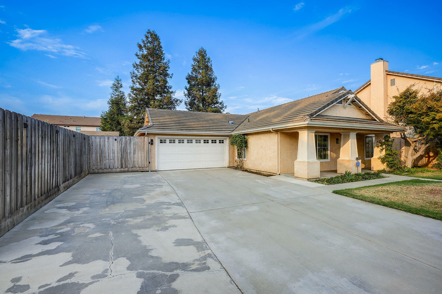 Property Photo:  4115 W Concord Avenue  CA 93277 