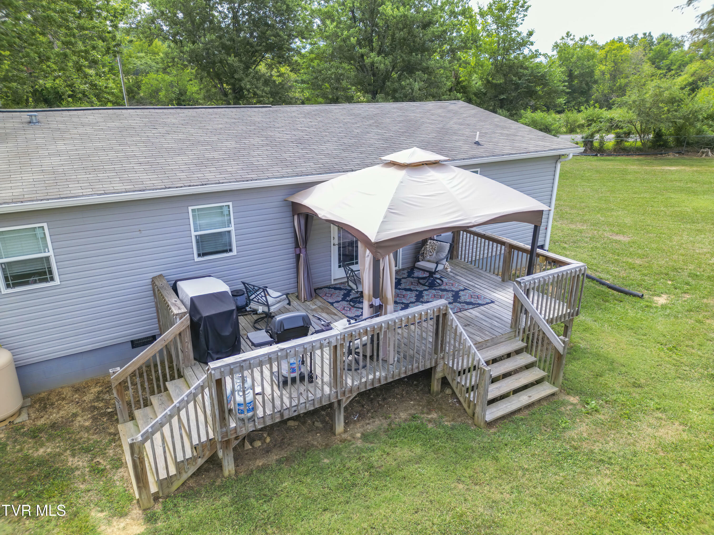 Property Photo:  90 Darnell Road  TN 37743 