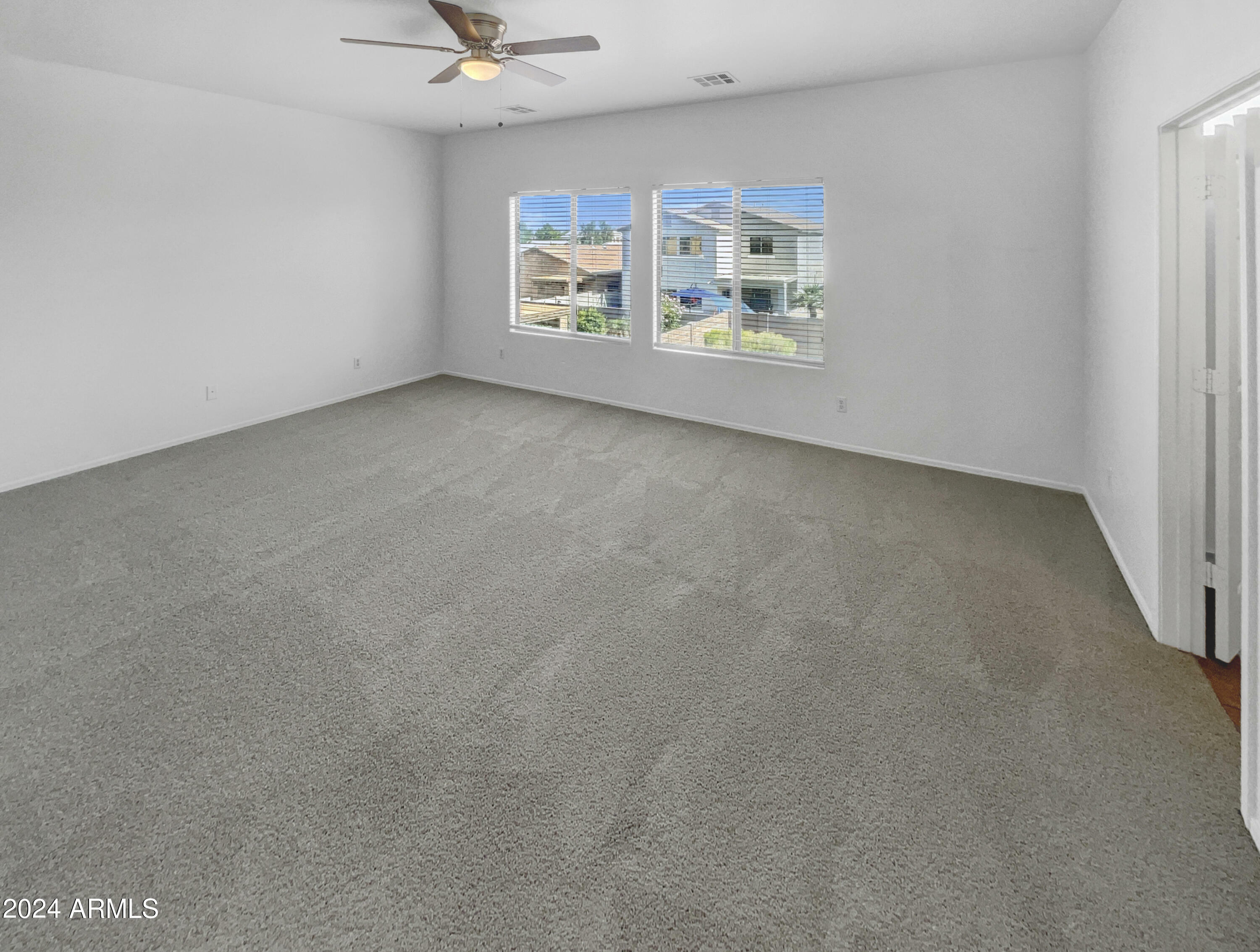 Property Photo:  363 E Saddle Way  AZ 85143 