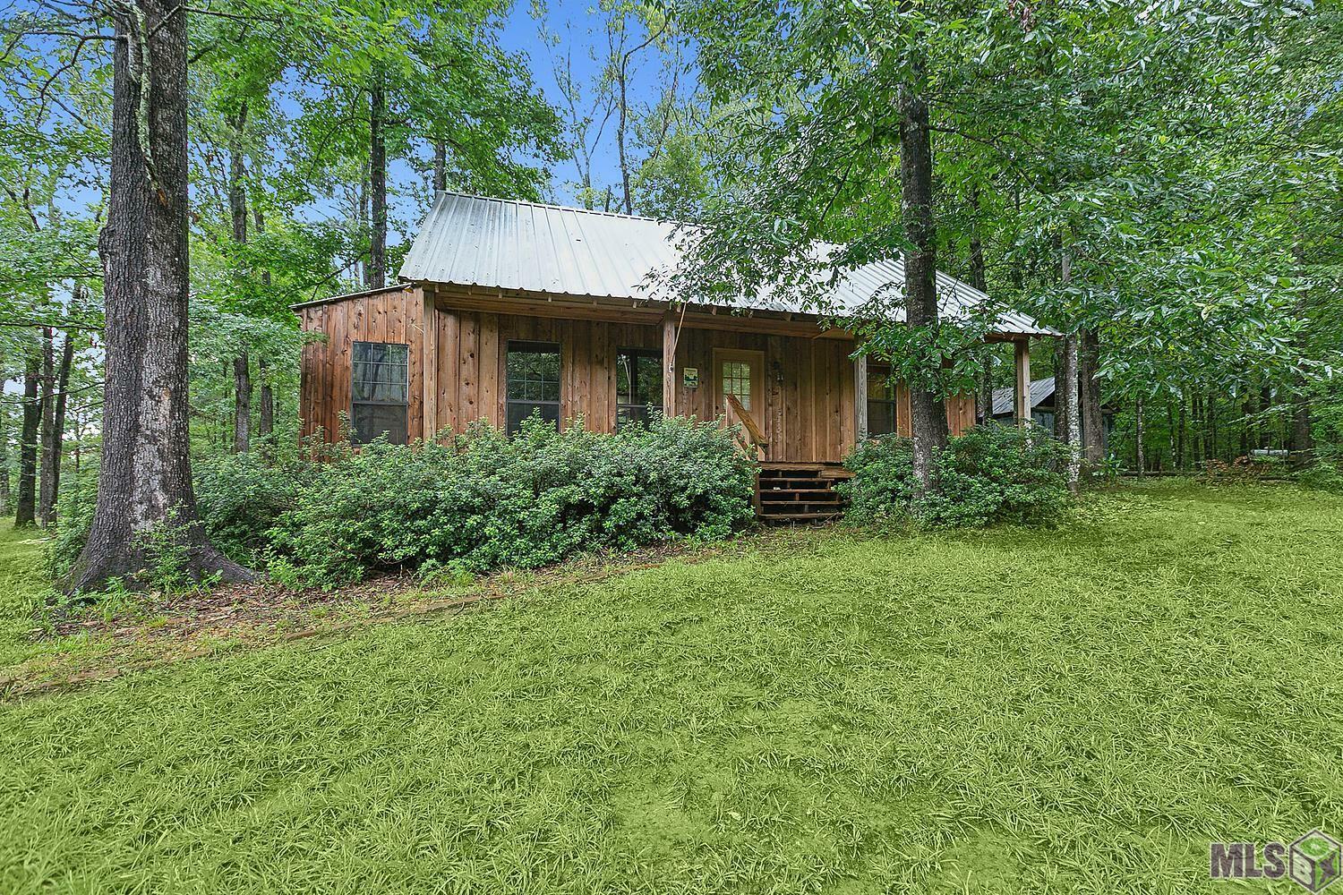 Property Photo:  10448 Byrnes Rd  LA 70775 