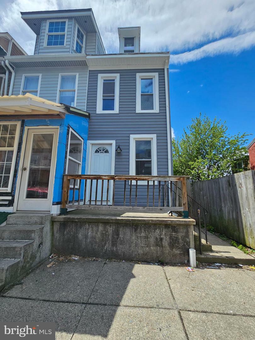 Property Photo:  1040 Birch Street  PA 19604 