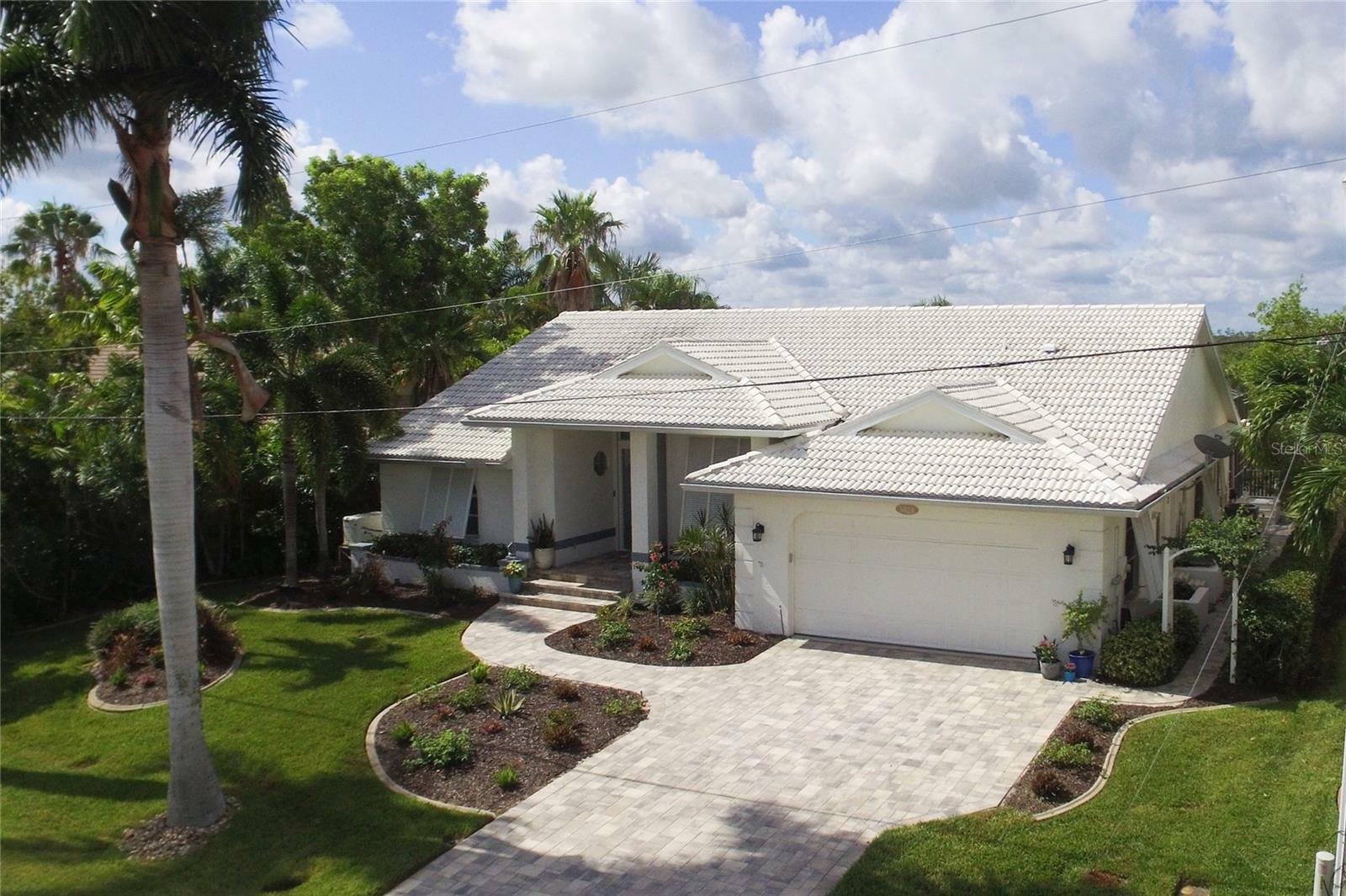 Property Photo:  5028 San Massimo Drive  FL 33950 