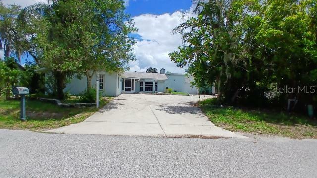 Property Photo:  4712 Seville Drive  FL 34235 