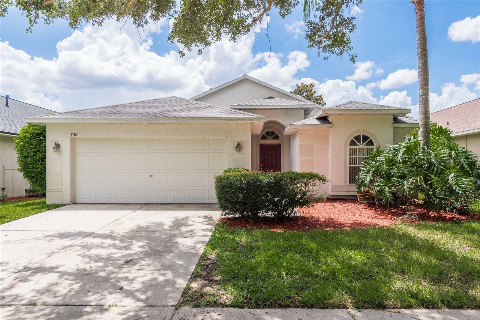 Property Photo:  730 Straw Lake Drive  FL 33510 