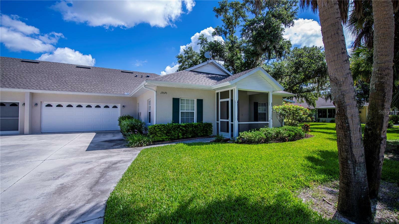 Property Photo:  19570 Heritage Oak Boulevard  FL 33948 