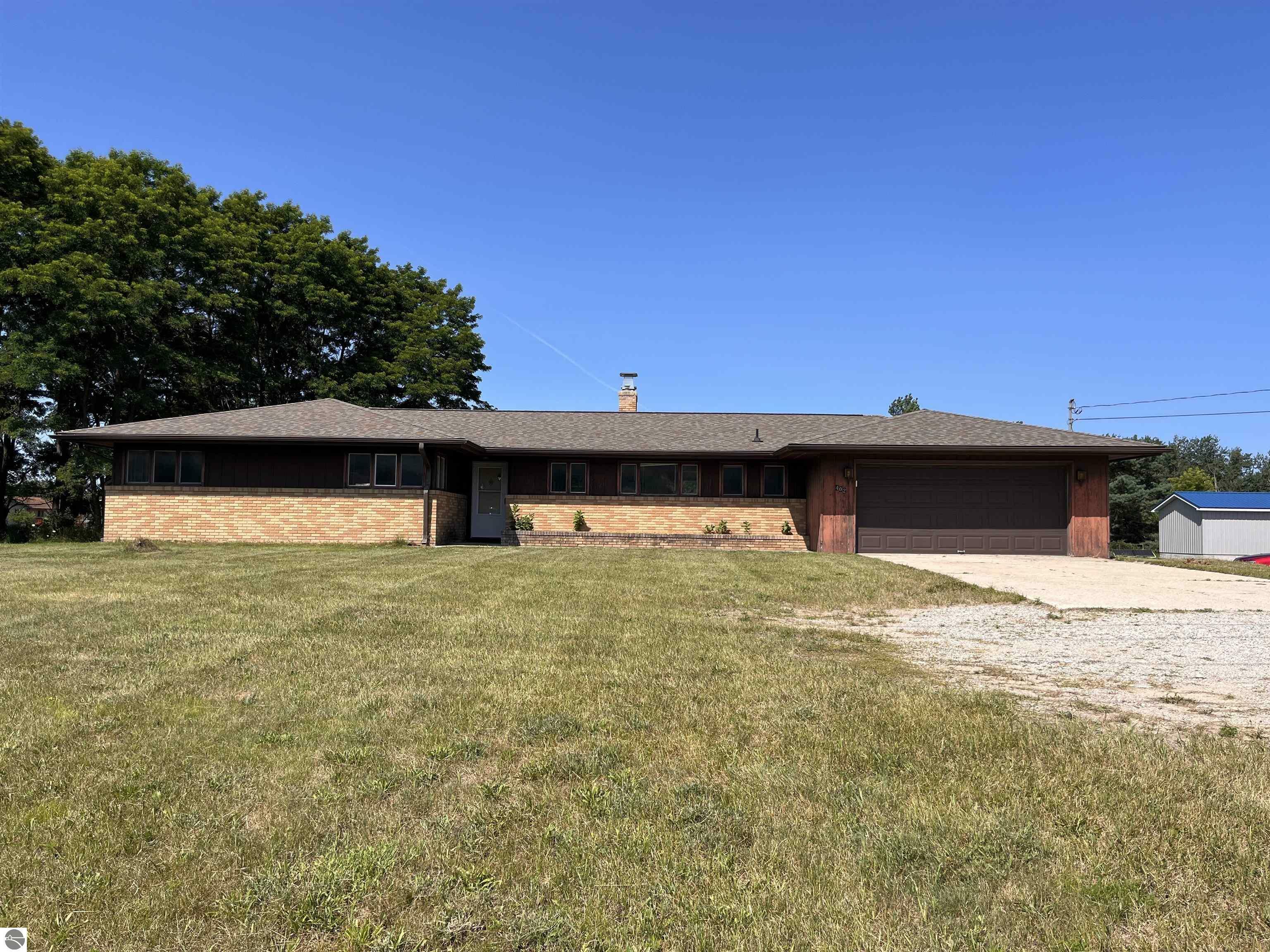 Property Photo:  402 S Division  MI 49615 