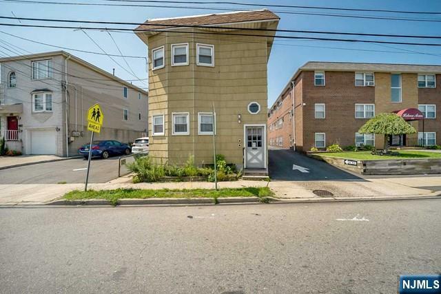 Property Photo:  251 Schuyler Avenue  NJ 07032 