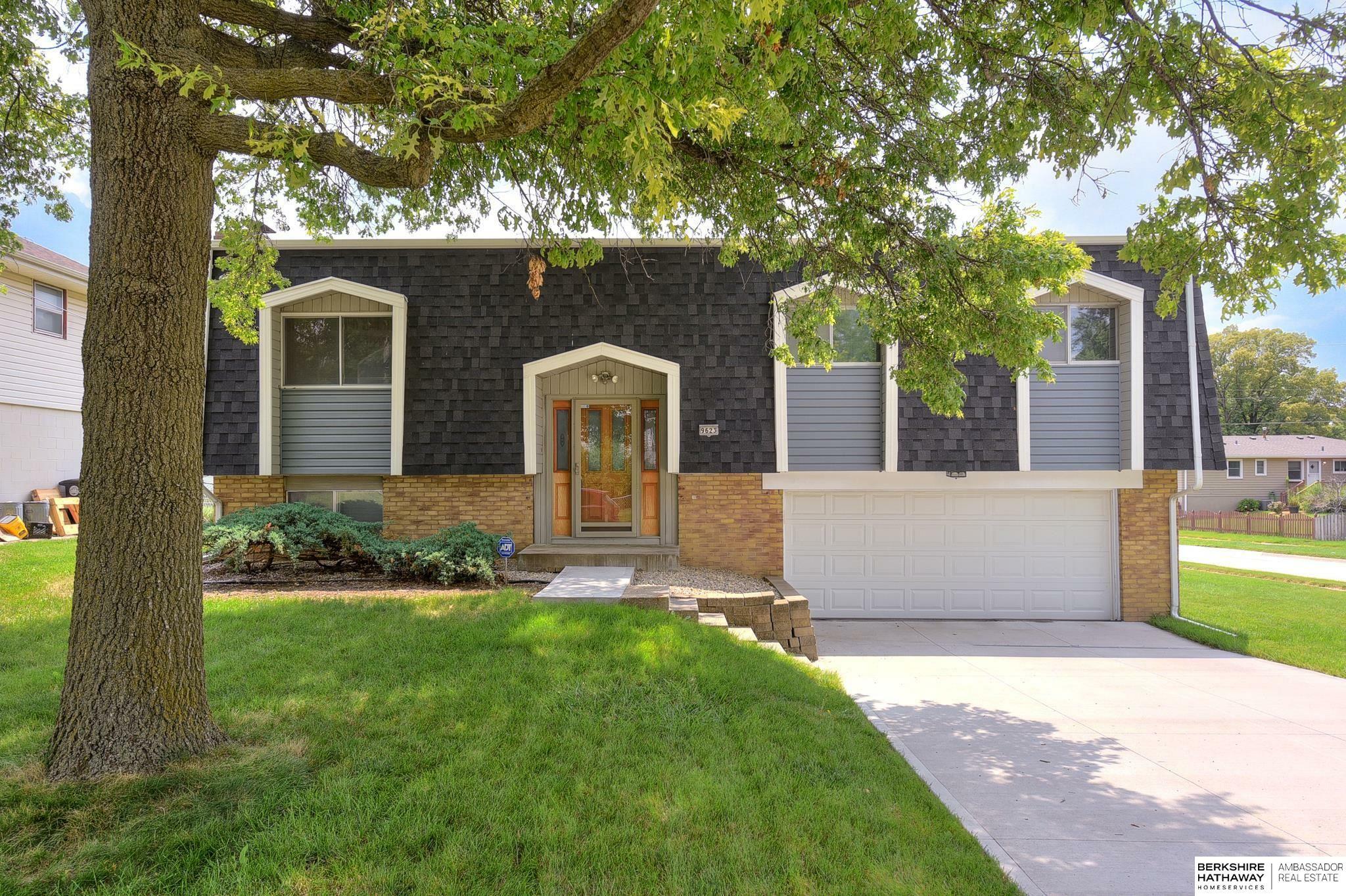 Property Photo:  9623 Ellison Avenue  NE 68134 