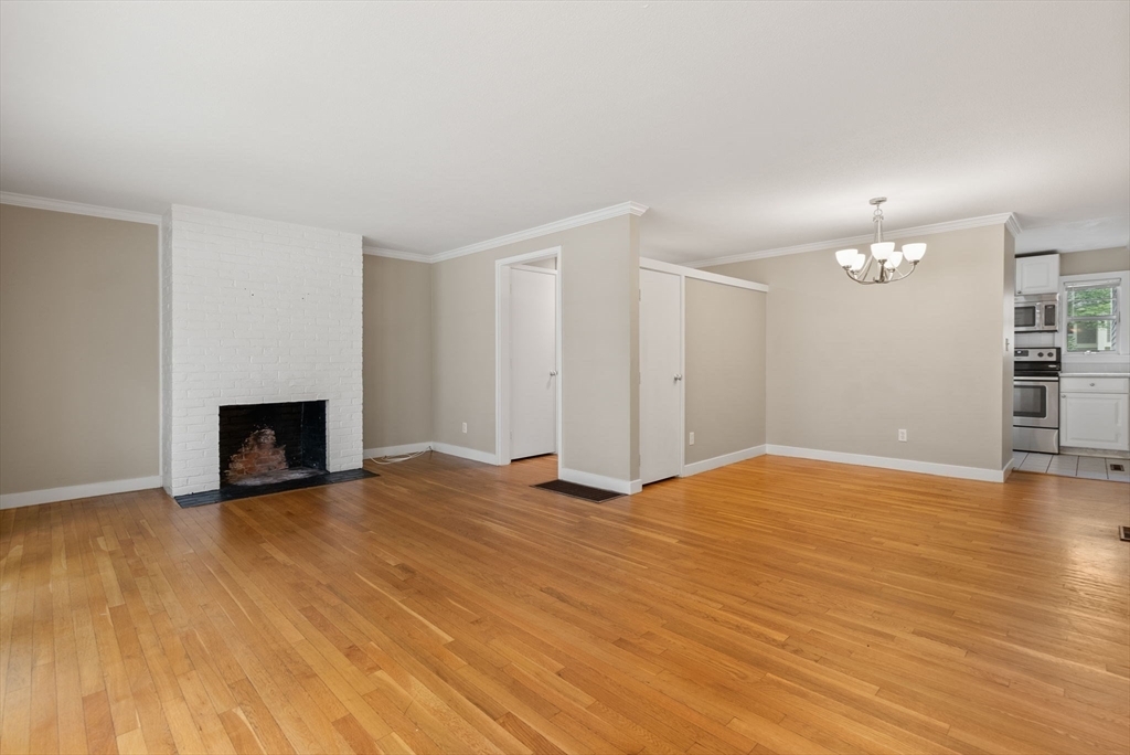 Property Photo:  11 Oak Street 15  MA 02482 