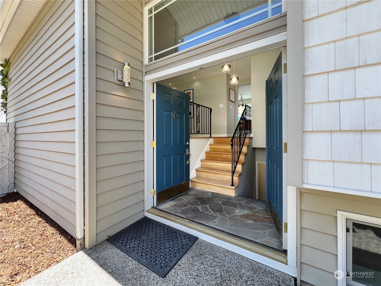 Property Photo:  1319 S Hudson Street  WA 98108 