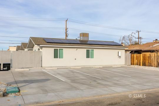 Property Photo:  920 W Atkins Ave  CA 93555 