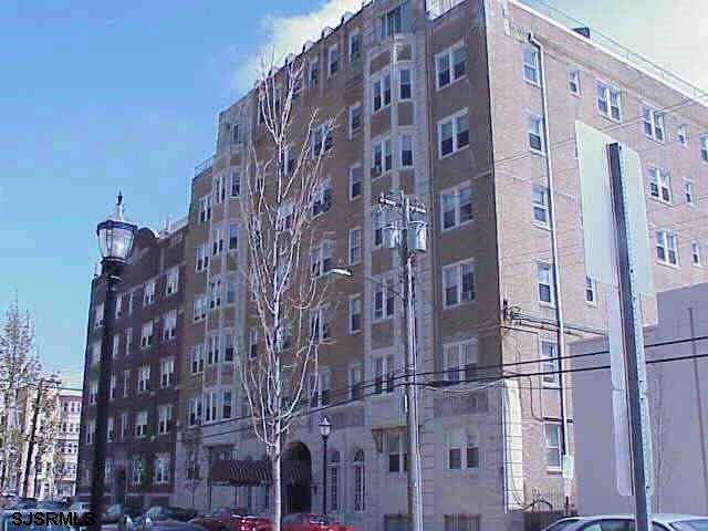 Property Photo: 37 S Iowa Ave 3B NJ 08401