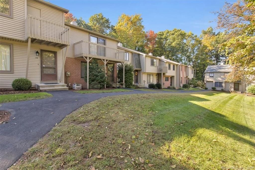 Property Photo: 46 Hitching Post Lane 46 CT 06033