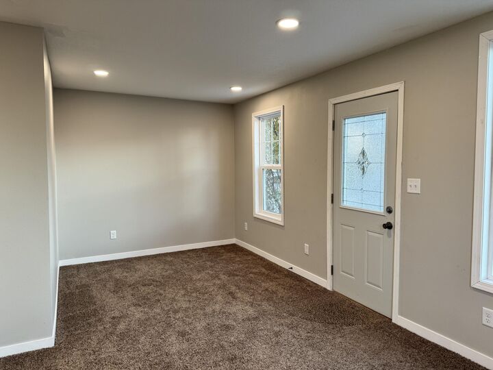 Property Photo:  511 N 1st St  SD 57401 