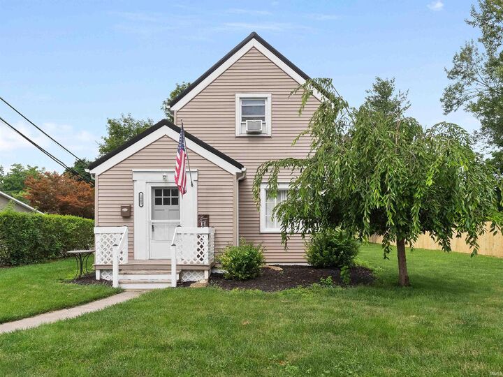 1005 N Main Street  Auburn IN 46706 photo